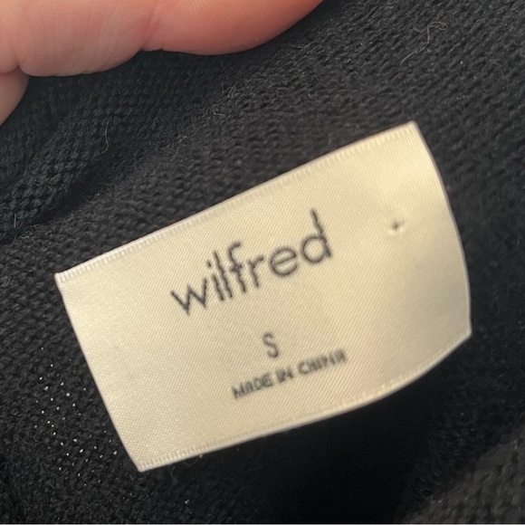 LIKE NEW ARITZIA WILFRED MONTPELLIER BLACK TURTLENECK SMALL - Picture 6 of 6